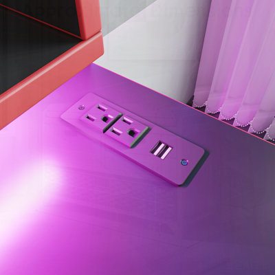 Lit mezzanine de jeu avec bureau intégré, rangement et lumières DEL, pour les amateurs de sport et la conception peu encombrante.
