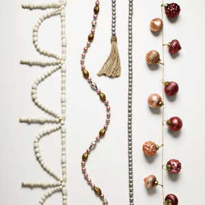 Tree & Novelty Garlands