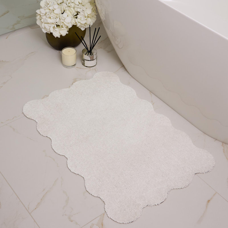 My Mat Soft Bathroom Scallop bath mat, Ivory