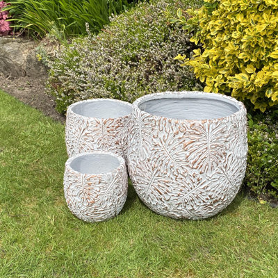 Aarin Concrete Pot Planter