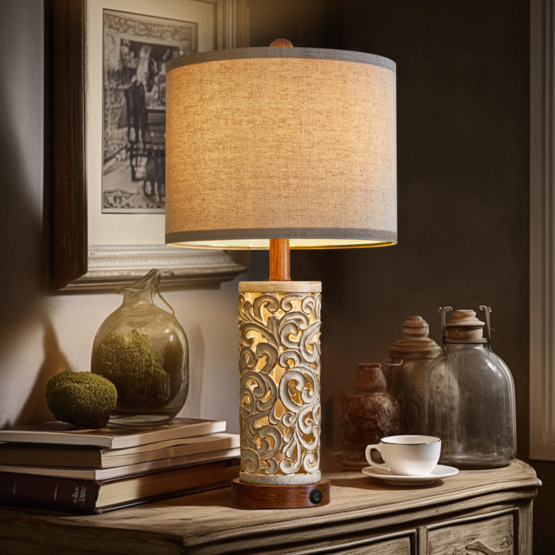 Lampe de bureau traditionnelle en résine Friona de 22 po avec veilleuse et USB, pour le couloir de la chambre à coucher et le salon