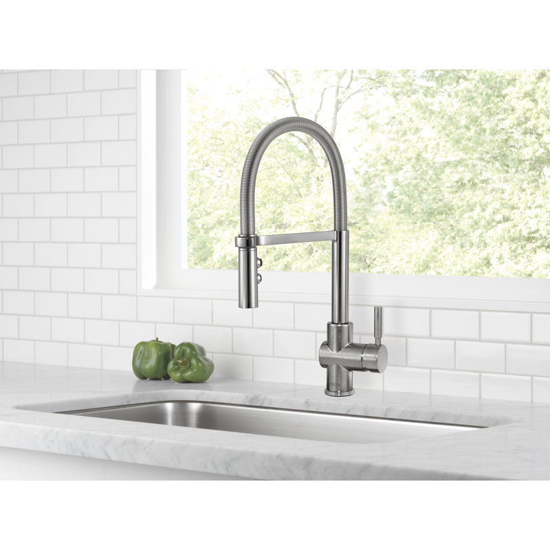 Struct Pull Down Single Handle Kitchen Faucet