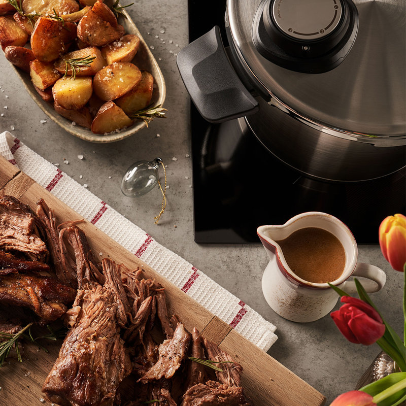 Vitavit® Premium Stovetop Pressure Cooker, 8.5 Qt.