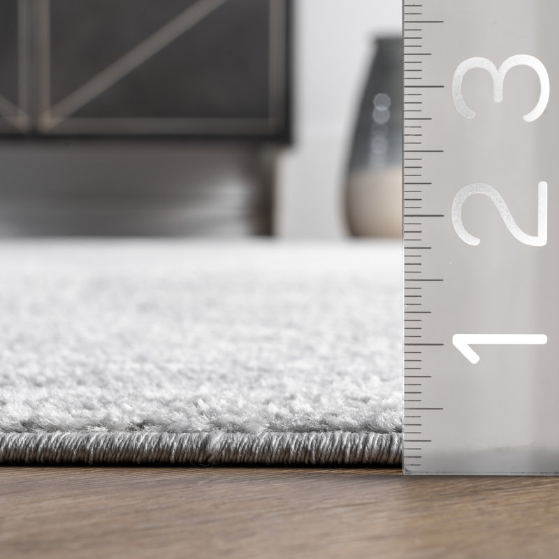 Gray/White Area Rug, Rectangle 6'7" x 9'