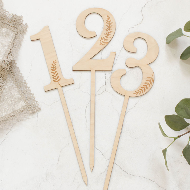 Wood Backdrops & Signs