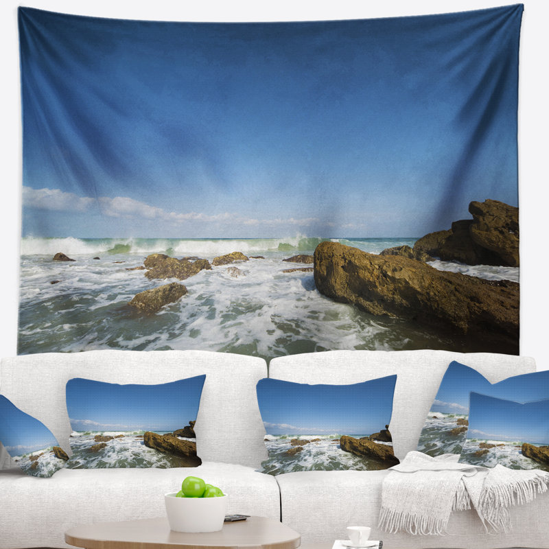Paysage marin avec tapisserie à vagues blanches, H 68 po x l 80 po