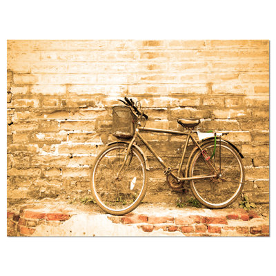 "vélo rétro" , reproduction de photo sur toile tendue encadrée