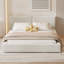 Grand lit rembourré en velours beige, structure solide et stable pour une chambre à coucher de longue durée et paisible, plateforme offrant un sommeil élégant-868125979