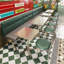 Banc rembourré en similicuir de style industriel