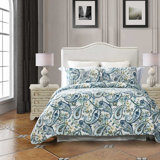 No Paisley Quilt Set