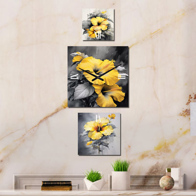 Taminka Metal Wall Clock