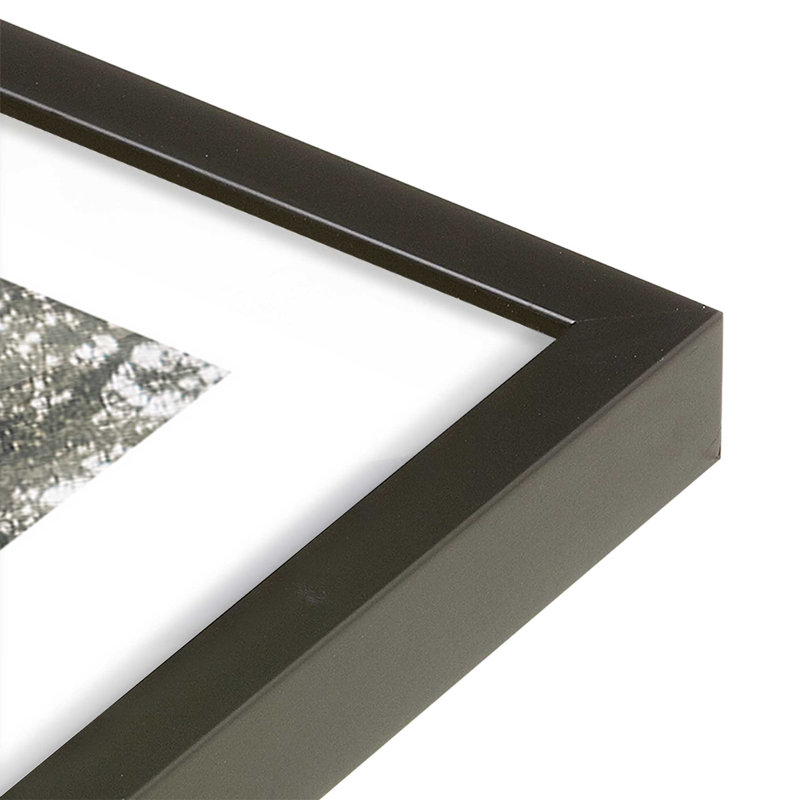 «Woodland Journey», dans un cadre,, Cadre noir satiné, H 37 po x l 25 po x P 1,25 po