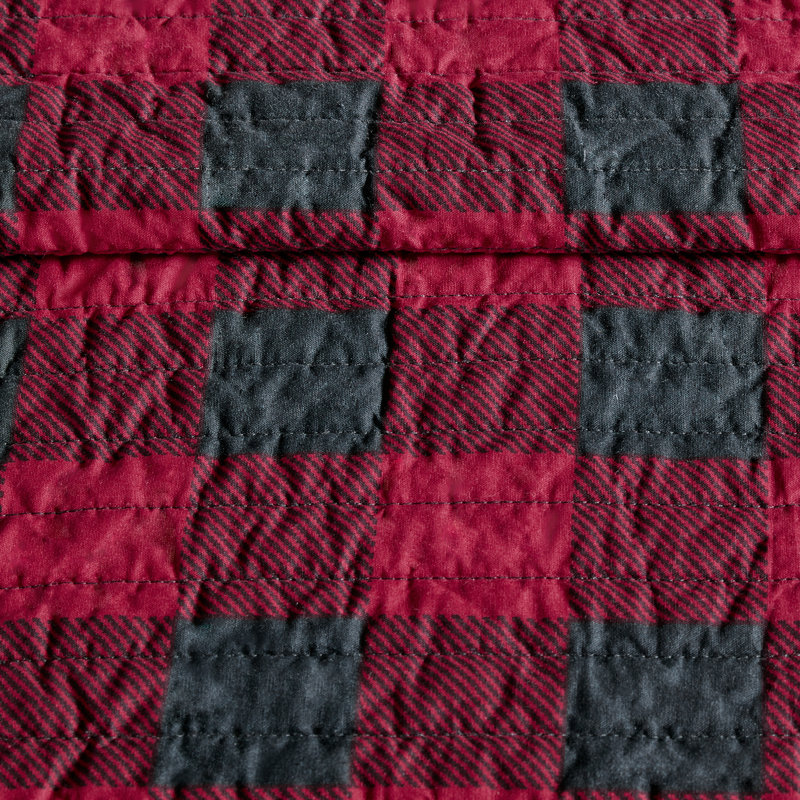 Red and Black Cotton Reversible Full Quilt Set
