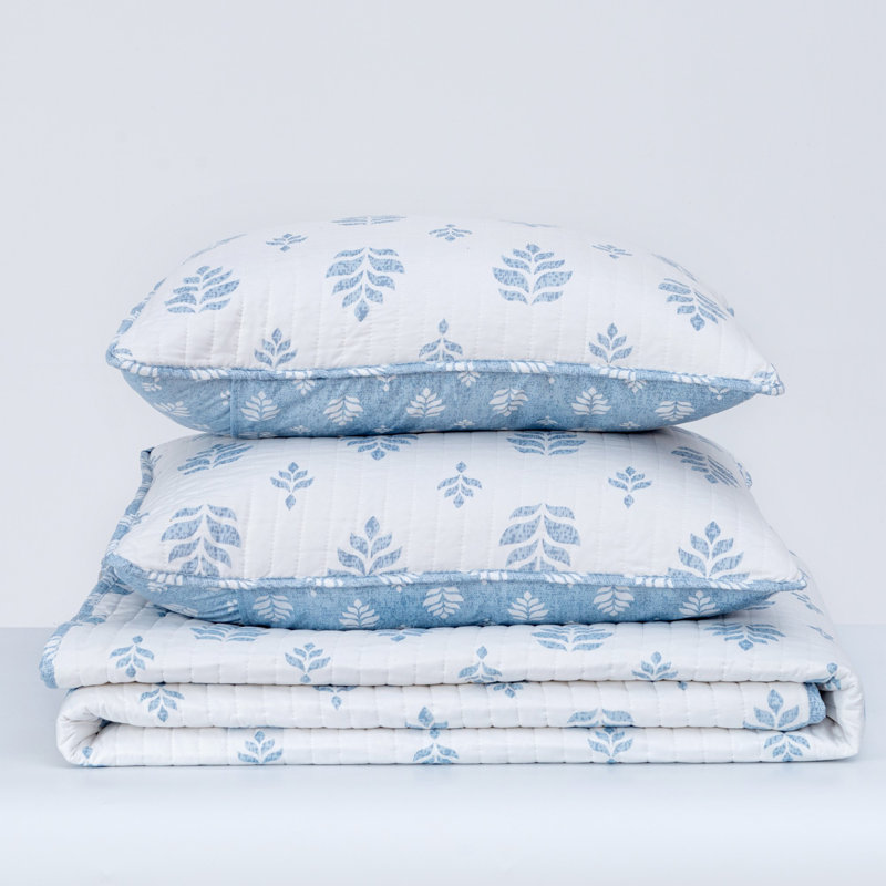 Blue and White Twin Reversible Microfiber Quilt Set