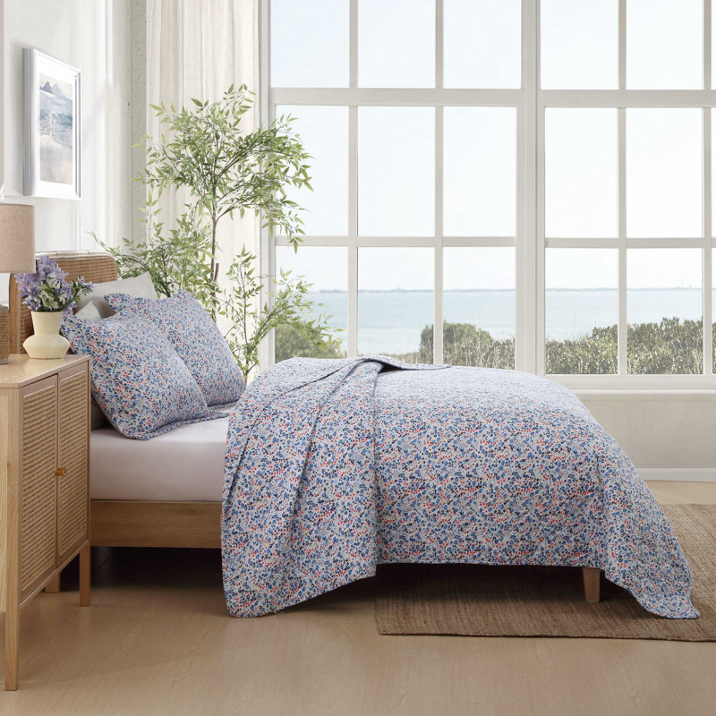 Leona 100% Cotton Standard Quilt Set, Queen Quilt + 2 Standard Shams