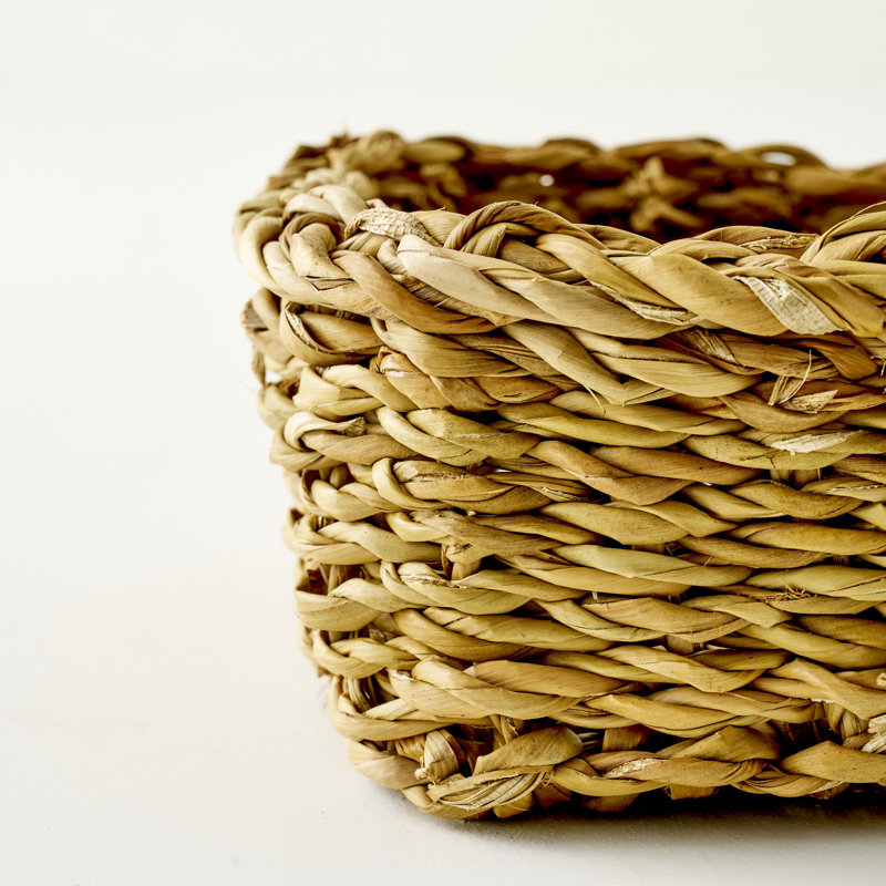 Panier carré tissé en ruppie naturelle Kiara