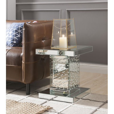 Table de bout, miroir et faux cristaux
