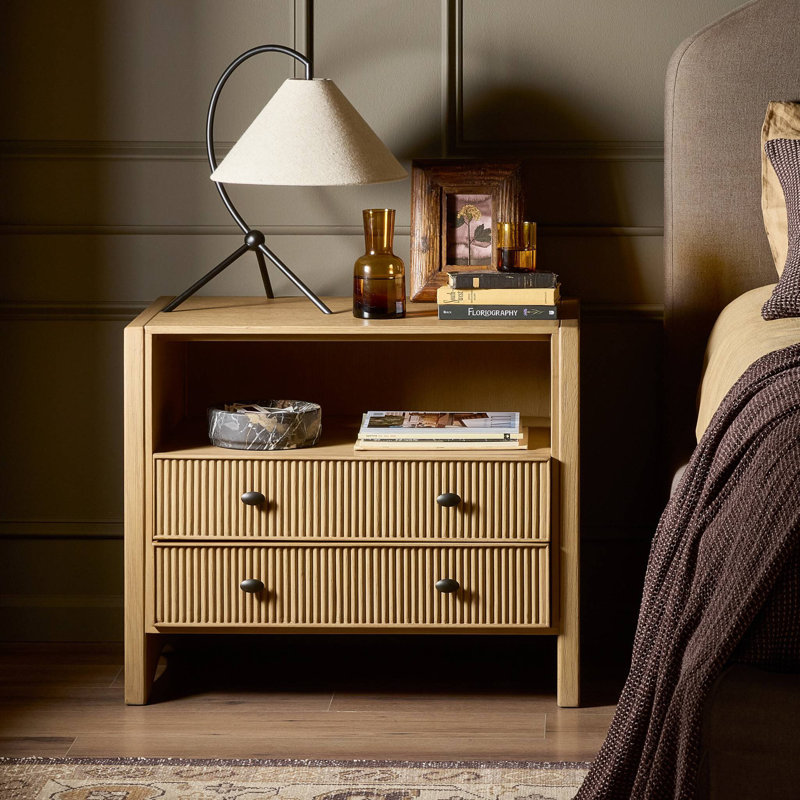 Maloney Nightstand-Light Wash Oak