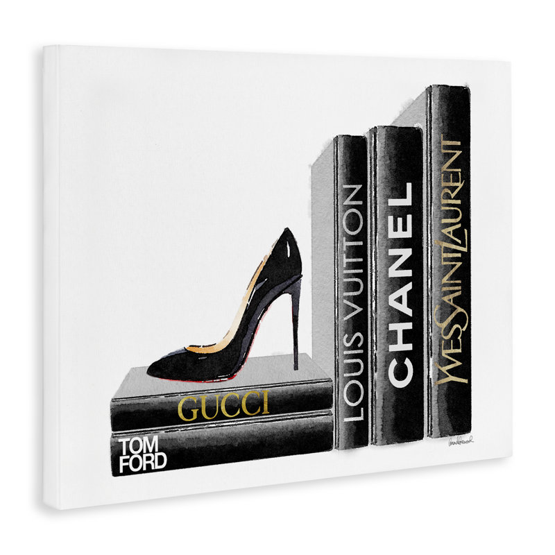 «High Fashion Book Shelf with Stilettos Heel», reproduction d'impression, H 16 po x l 20 po