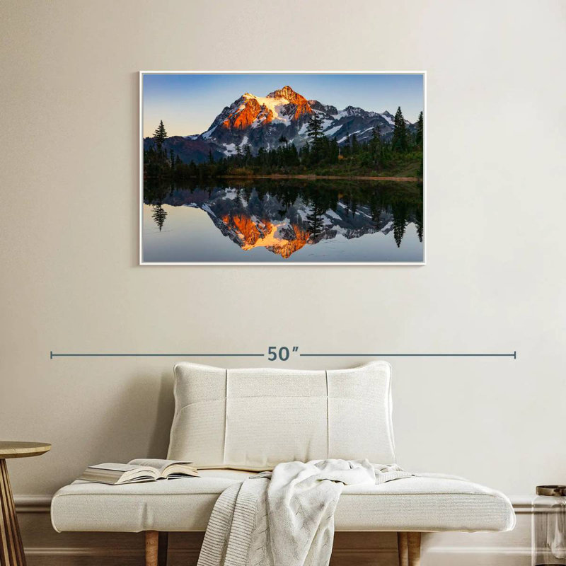 Coucher de soleil sur le lac Mount Baker, Cadre flottant blanc, 37 po x 25 po