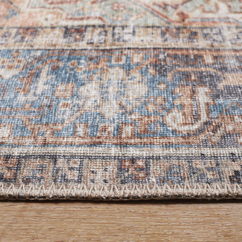 Bungalow Rose Machine Woven / Power Loomed Polyester Vintage Medallion Rug, Runner 2'6" x 7'6"