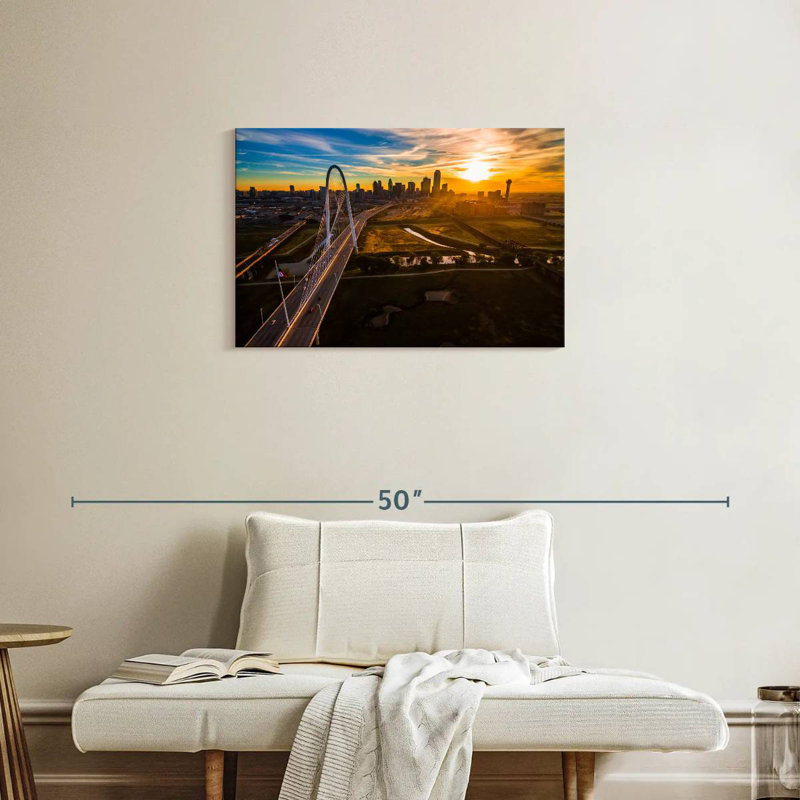 Lilie Sunrise Over Dallas, H 20 po x l 30 po