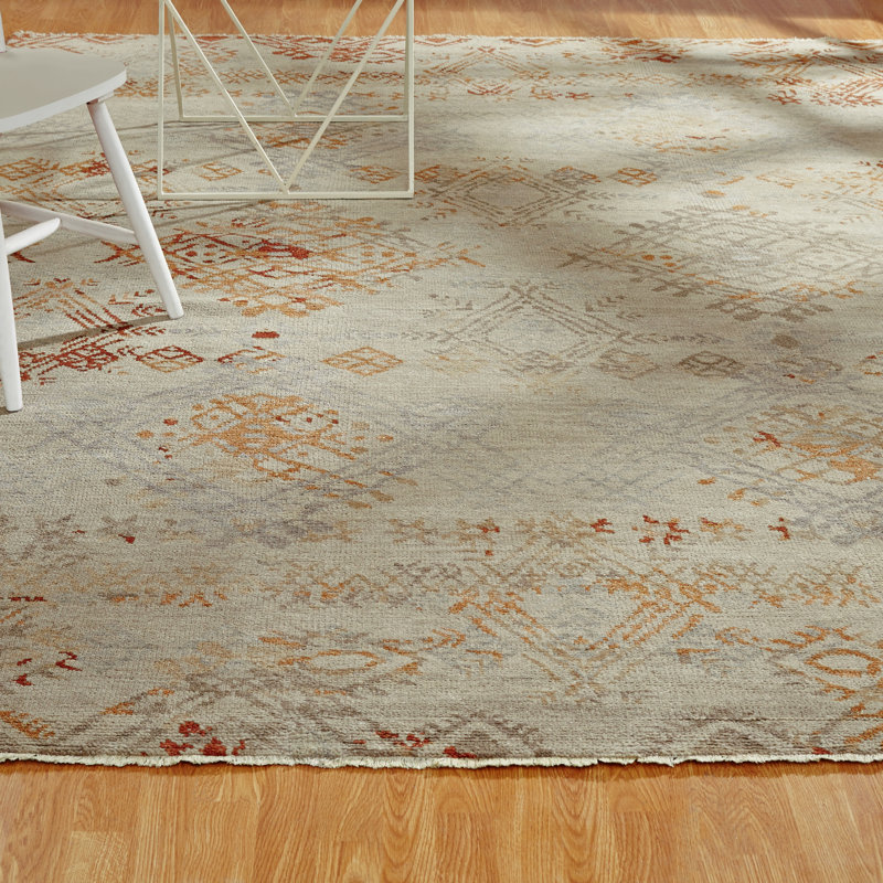 Enaysia Hand Knotted Southwestern Area Rug, Rectangle 3' x 5'