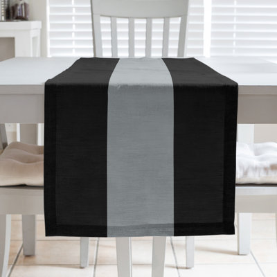 Seattle Table Runner – Durable, Fade-Resistant, and Machine Washable in Team-Inspired Colors