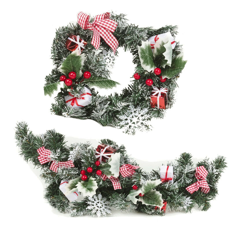 Fresh (Live) Pinecone Pinecones 15cm Wreath