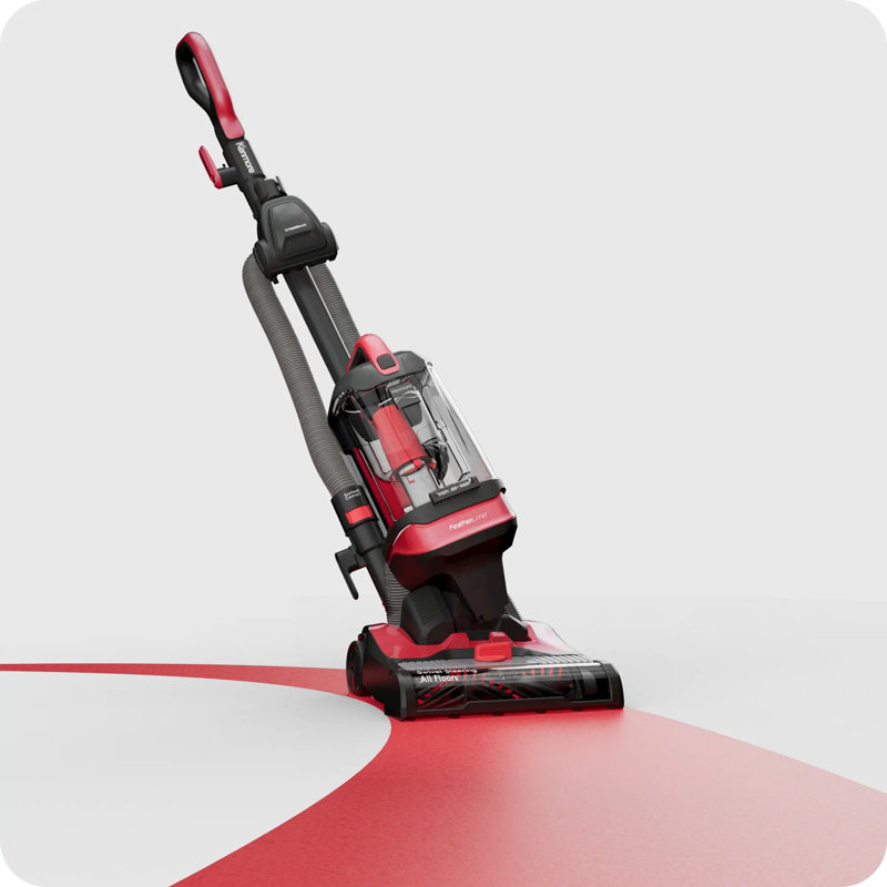 Aspirateur droit sans sac Featherlite - 45,75 po