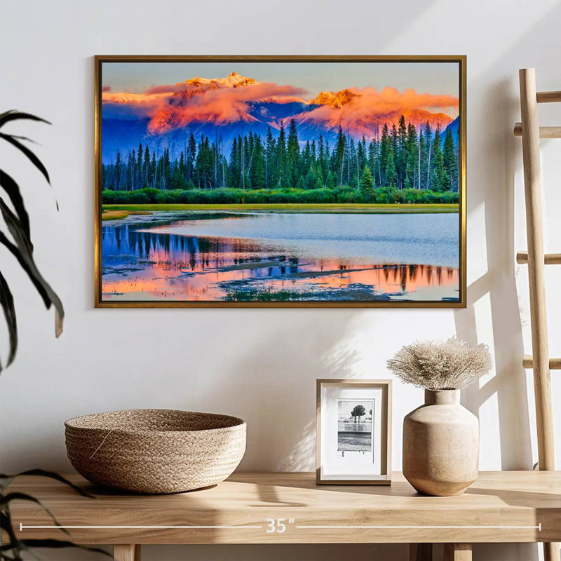 Coucher de soleil sur le lac Vermilion, Cadre flottant doré, 37 po x 25 po