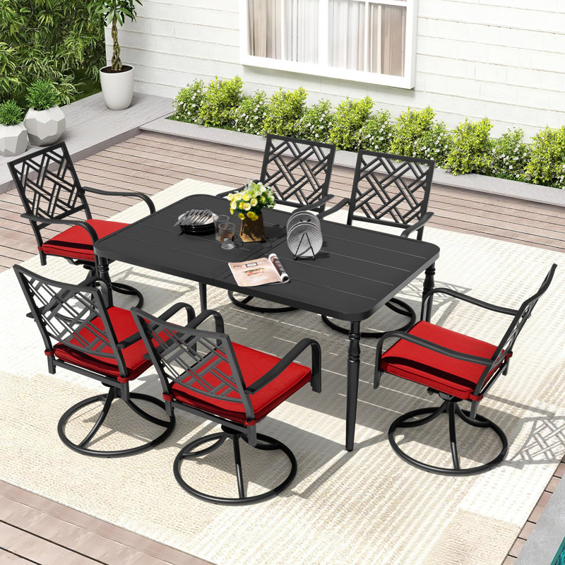 Ensemble de salle à manger en métal avec trou pour parasol et chaises pivotantes avec coussins, 7 pièces : table, 6 chaises