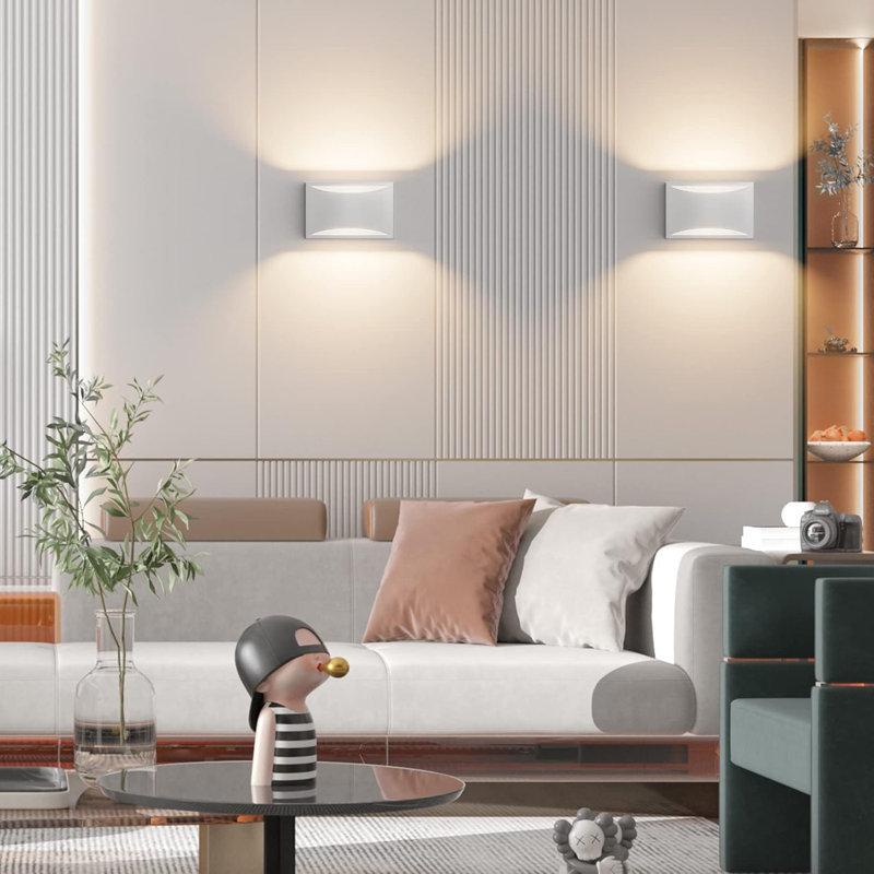 Ensemble de 2 appliques murales intérieures câblées pour l'intérieur et le mur en aluminium Maybeth, Blanc