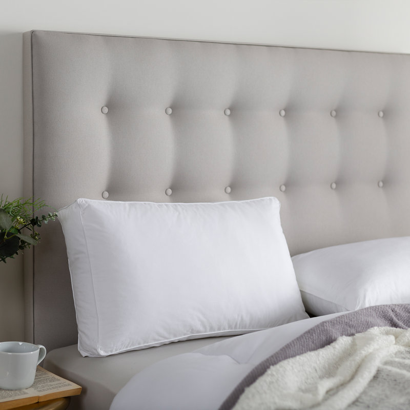 Slumberdown Box Edge Cotton Pillow – Medium Support with Structured Shape & 100% Cotton Cover