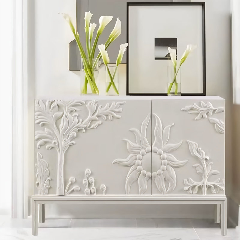 Buffet décoratif français sculpté blanc
