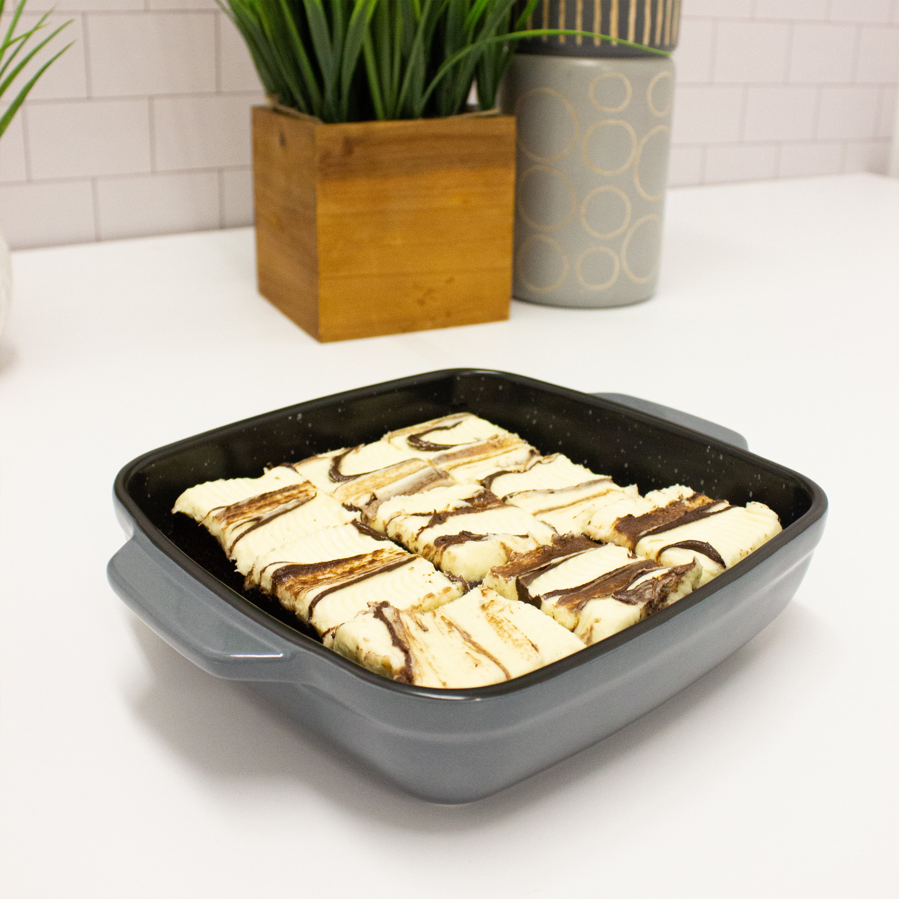 BergHOFF International Gem Qt Stoneware Square Baking Dish