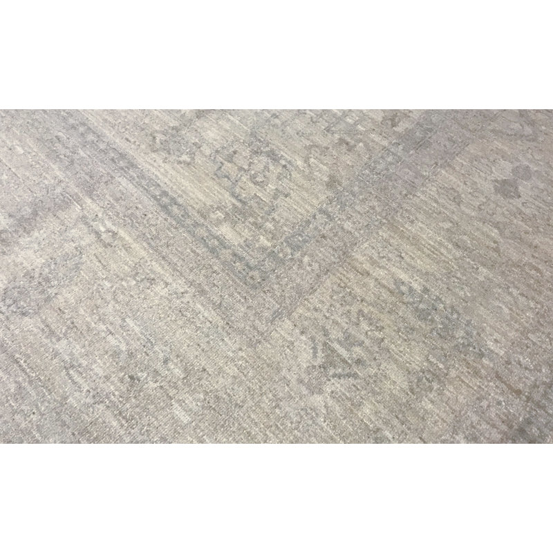 Hand-Knotted High-Quality Gray Area Rug