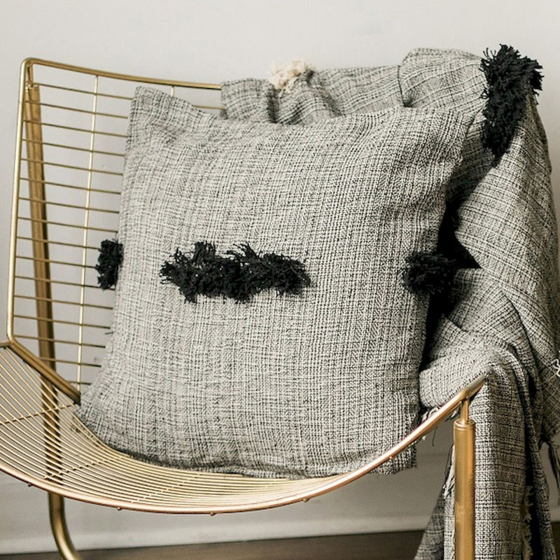 Housse de coussin gris / noir