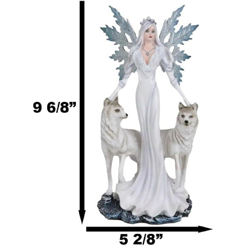 Figurine couronne de fée dans une robe blanche accompagnée de loups arctiques