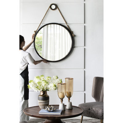 Miroir rond de 29,5 po avec cadre noir avec corde vive et affirmée pour salle de bain
