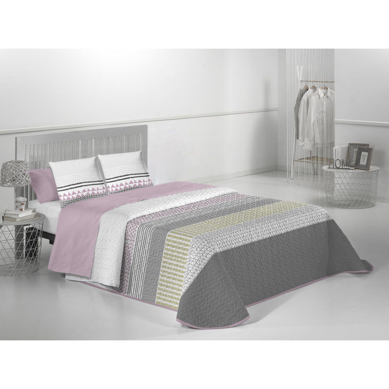 Gretna Quilt, Grey, 250cm W x 270cm L