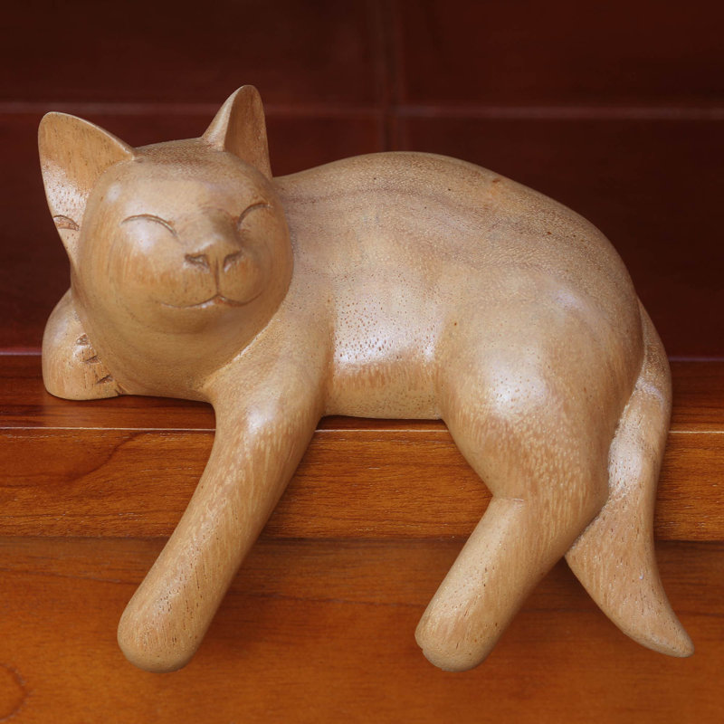 Remsen Animals Figurines & Sculptures