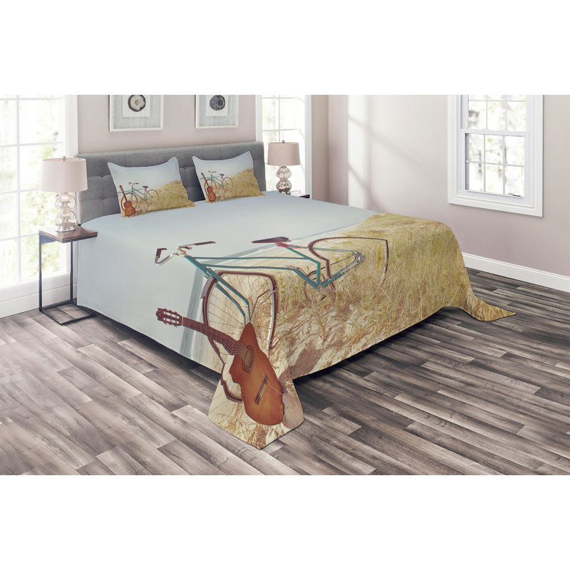 Island Farmhouse / Country Polyester Coverlet, King Bedspread + 2 Shams