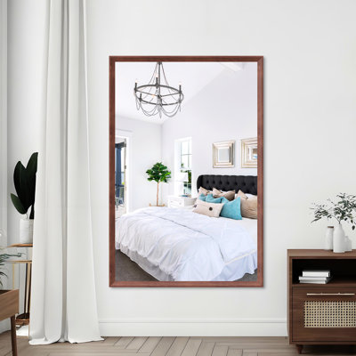 Grand miroir mural de salle de bain de 60 po x 40 po avec cadre en aluminium noyer, vision claire tout autour, pour la salle de bain, le salon, la chambre à coucher, suspension verticale ou horizontale rapide et facile à suspendre, preuve