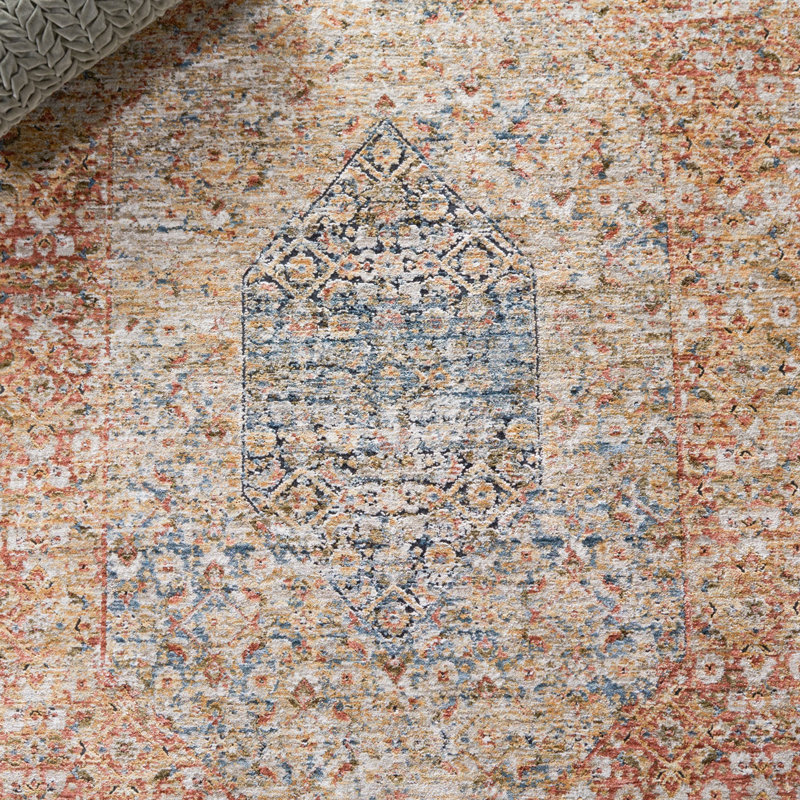 Silverado Performance Oriental Rug, Round 6'4"