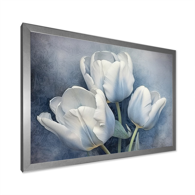 Tulipes Simplicity Sapphire II sur toile, Cadre simple argenté, H 34 po x l 44 po x P 1,5 po