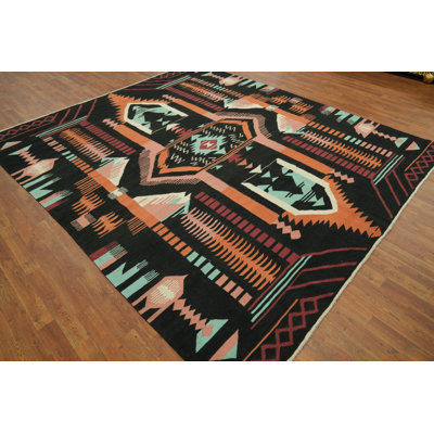 Tapis oriental noir à motif géométrique kilim 8 x 10