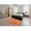 Tapis orange tissé à la machine-286625325