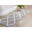 Tapis de salle de bain en coton 24 po x 60 po avec motif de treillis et base antidérapante Freida - lavable à la machine-900766716