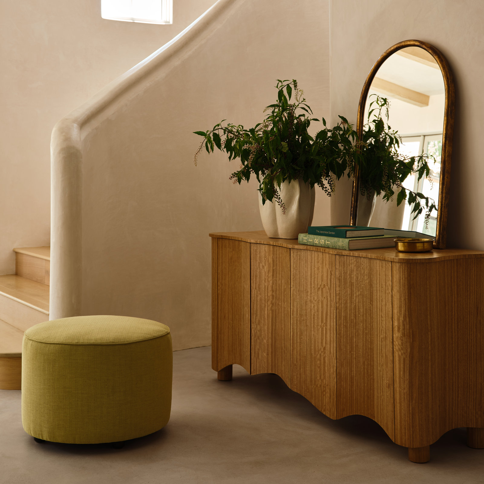 Murano 24" Round Upholstered Ottoman, Citron Performance Weave